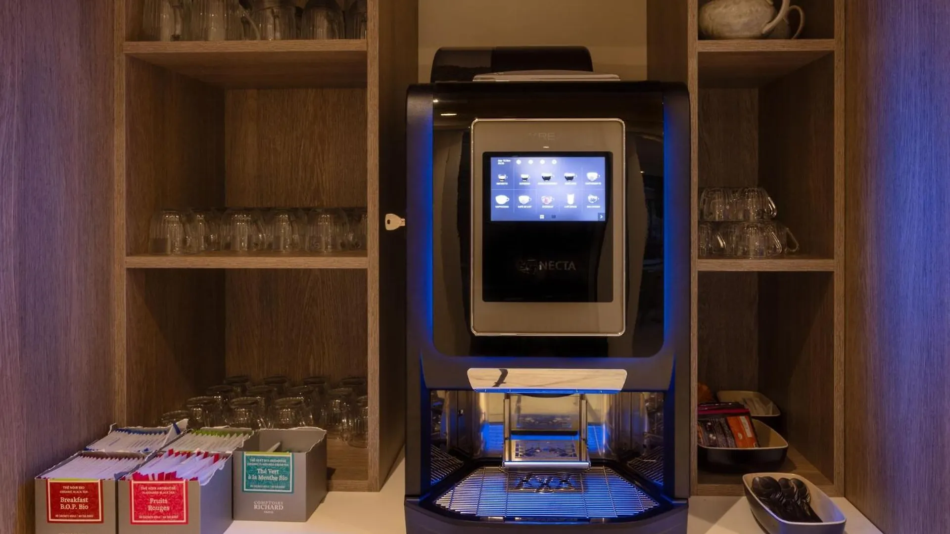 Staybridge Suites - Cannes Centre By Ihg