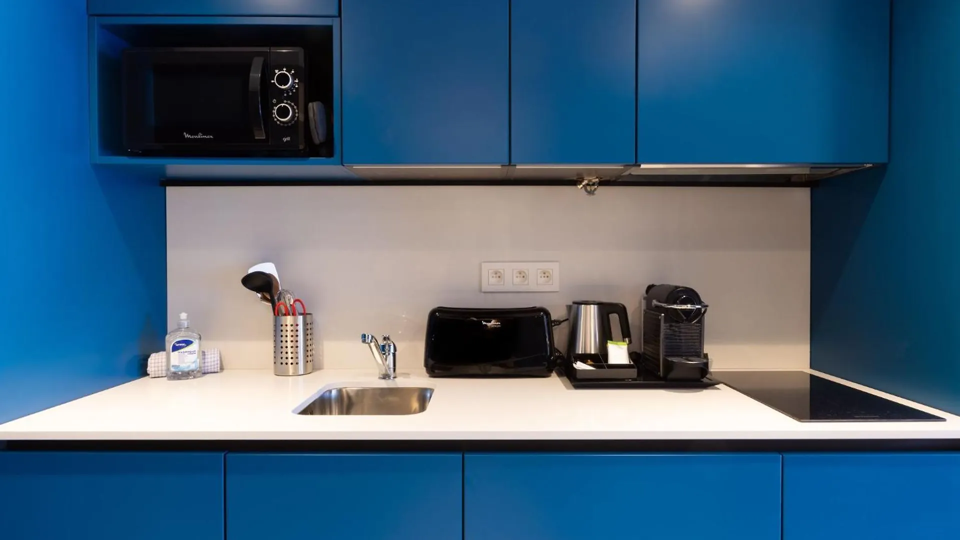 Staybridge Suites - Cannes Centre By Ihg 4*,