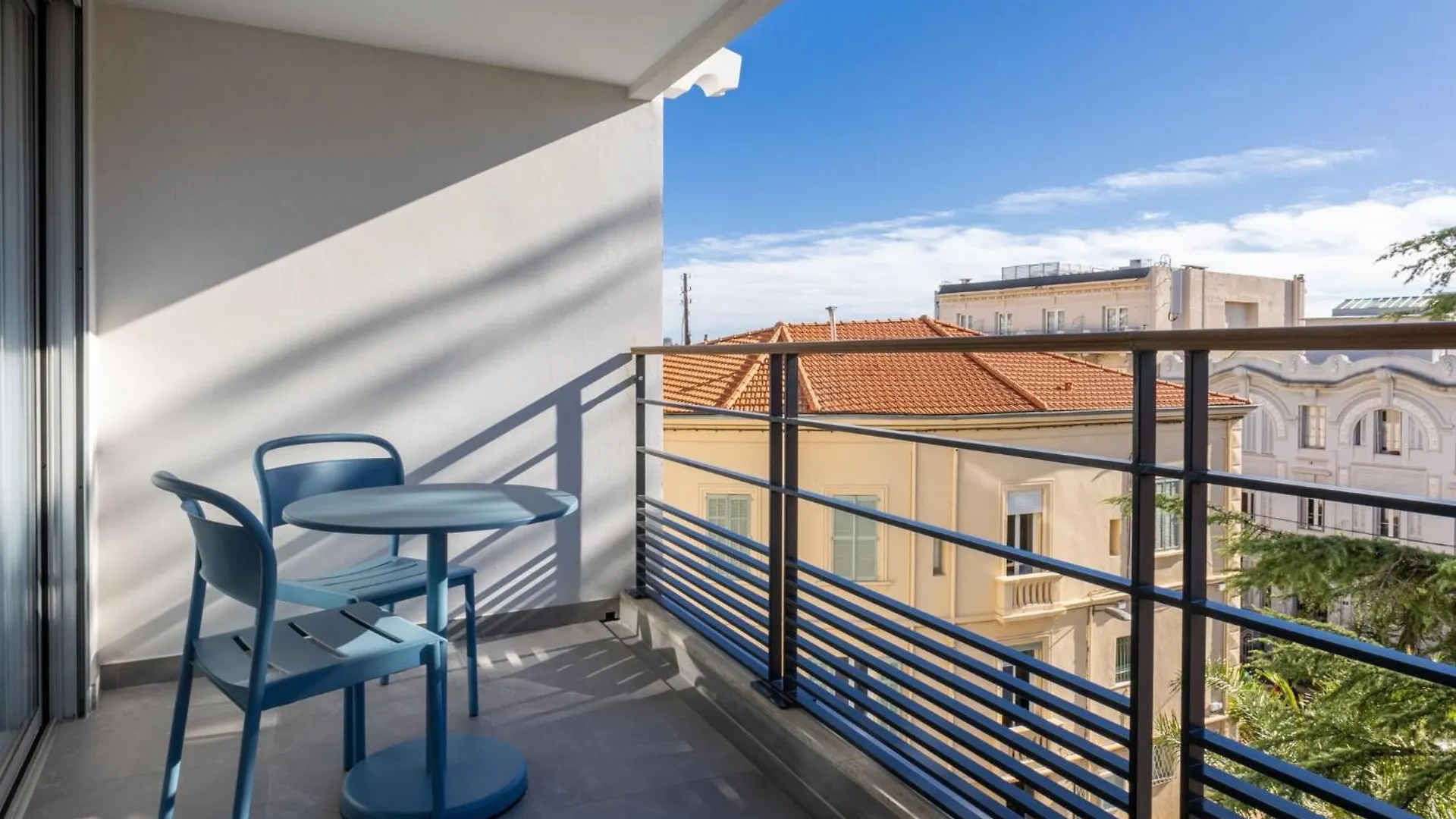 Staybridge Suites - Cannes Centre By Ihg 4*,