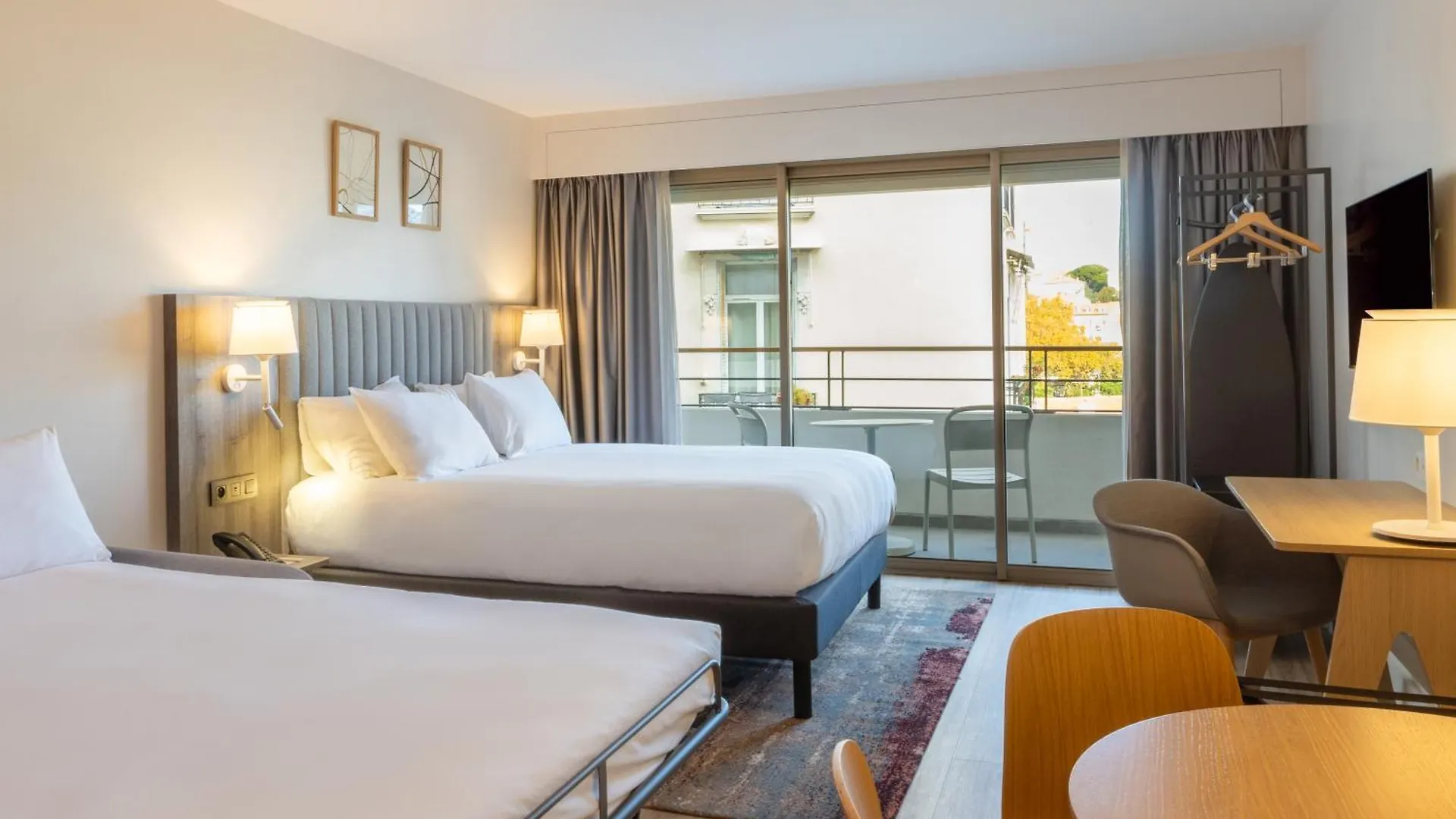 Staybridge Suites - Cannes Centre By Ihg Frankreich
